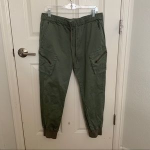 Green cargo pants